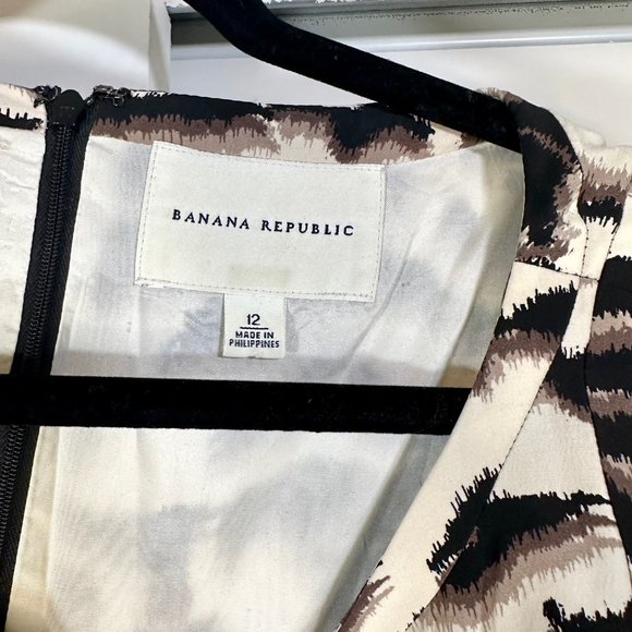 Banana Republic Animal Print Classic Sheath Sleeveless Dress 12 - Picture 8 of 12